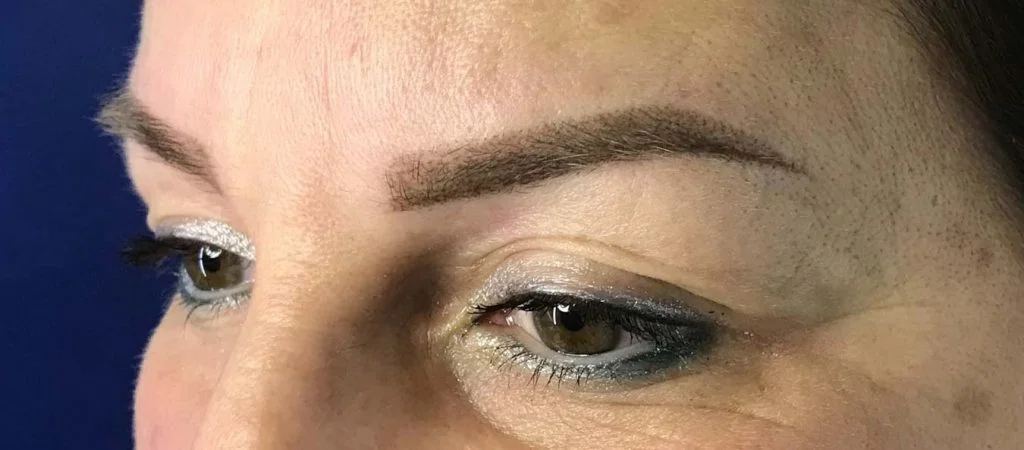 Leone Dibello | Permanent Make Up | Trucco Permanente | Sopracciglia | Tecnica pettinata